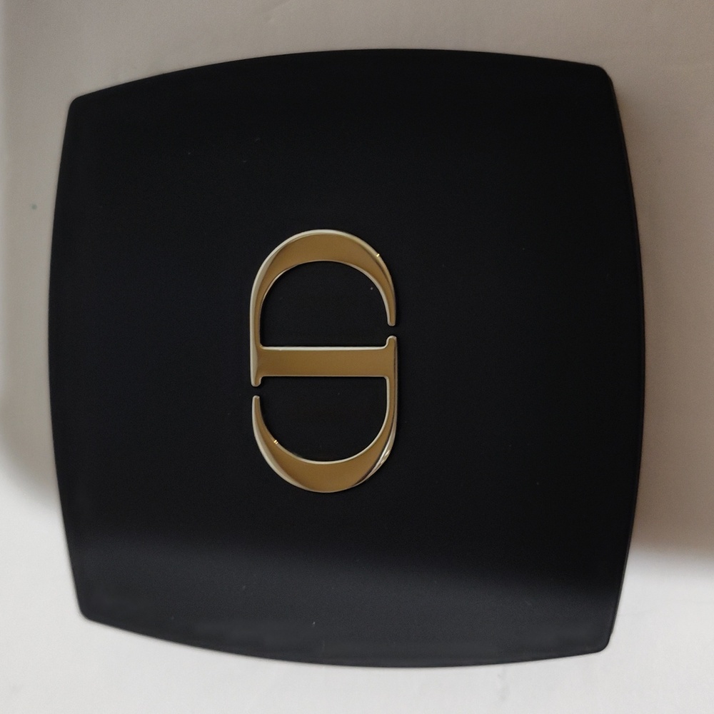 Elegant Black and Silver Compact Mirror